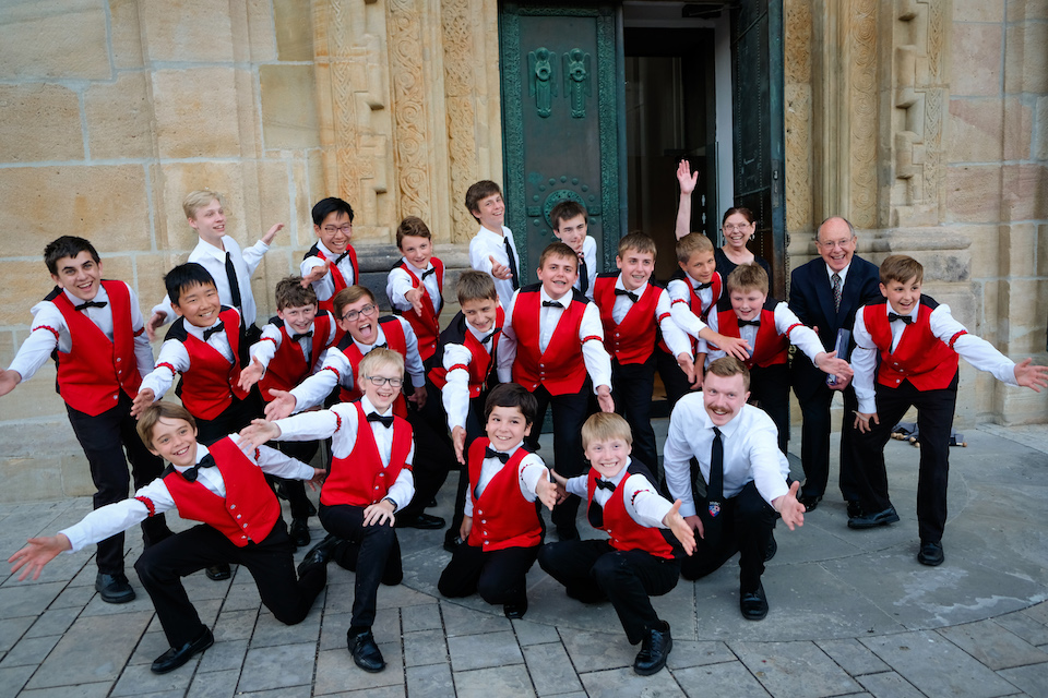 2019 Europe Tour Group Photo